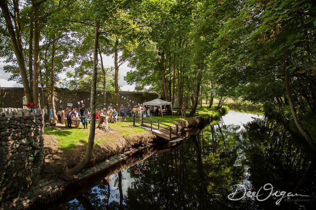Galway Glamping Hotel Tuam Zewnętrze zdjęcie